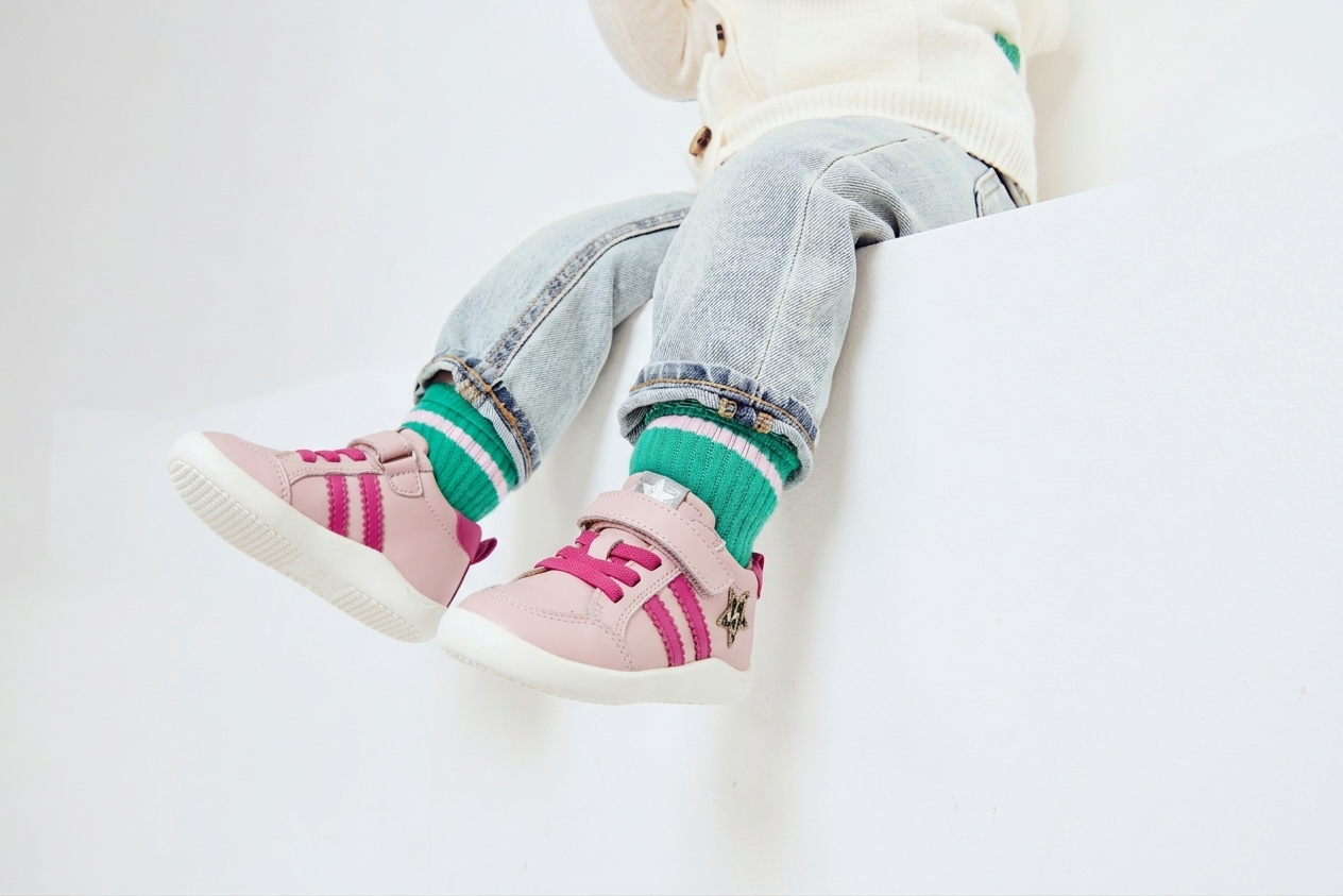 Old Soles 8072 Wos Ground kids leather shoe in Chalk Pink, Candy, and Kat with rubber sole detail