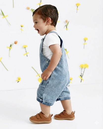 Old Soles 8102 7-Days Ground kids leather shoe in Tan with rubber sole detail